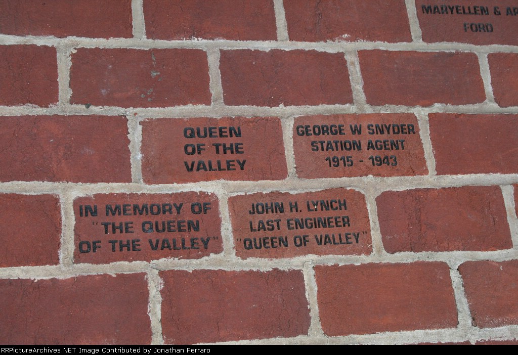 Engraved Bricks